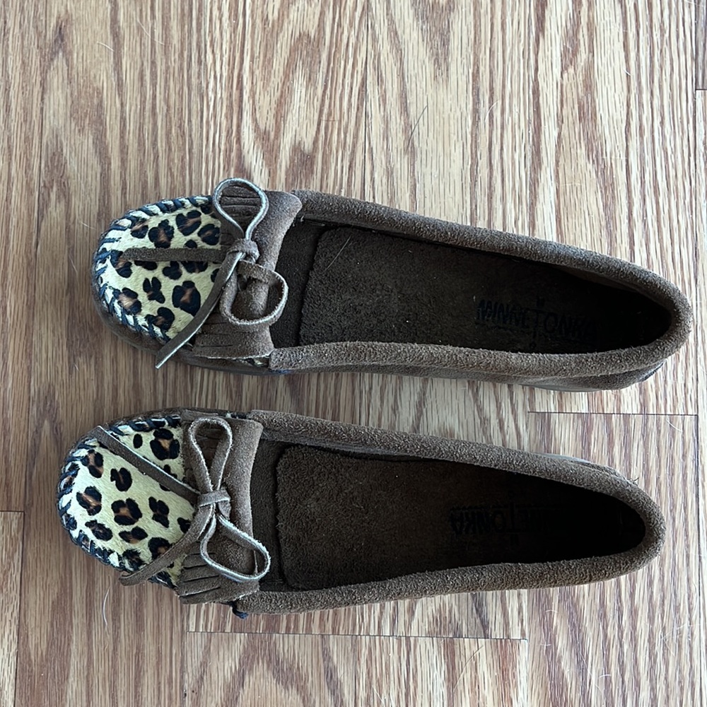 NWT — Leopard Print Minnetonka Moccasin